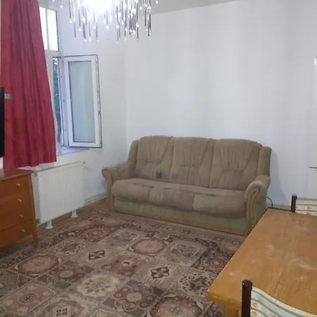 Apartment Center House *